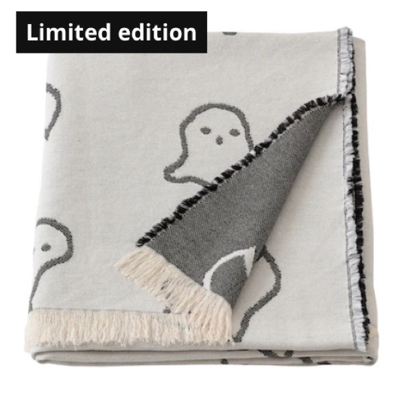 (Retired) KUSTFYR Ghost Throw, white/black, 51x67 " - Picture 1 of 7